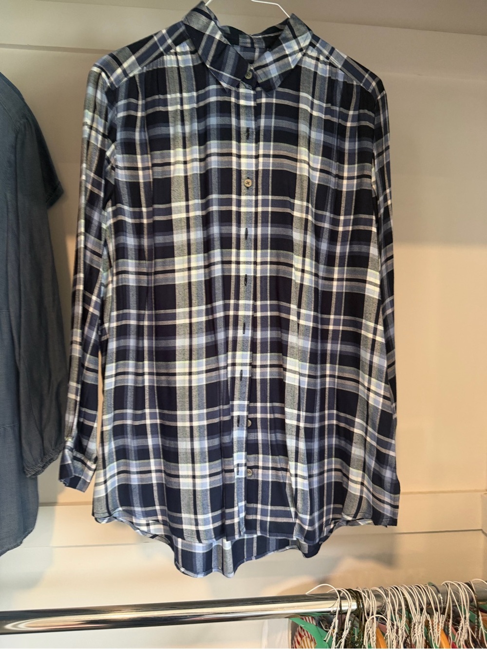 Style and co women’s long sleeve button front Shirt Blue Plaid Size Large